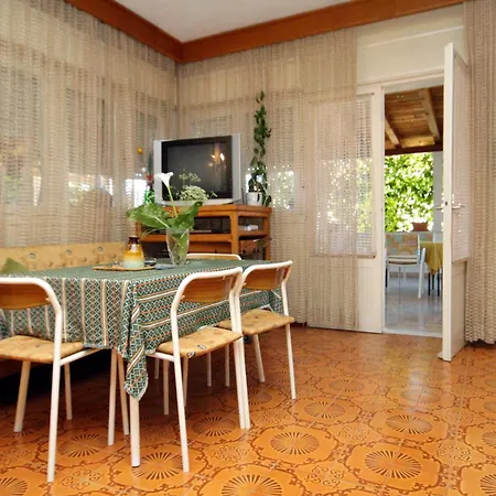 Gasthof Triple 540e Vrboska