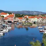 Triple 540e Vrboska